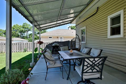 Tiny photo for 214 N William Street, Mount Prospect, IL 60056 (MLS # 12732805)
