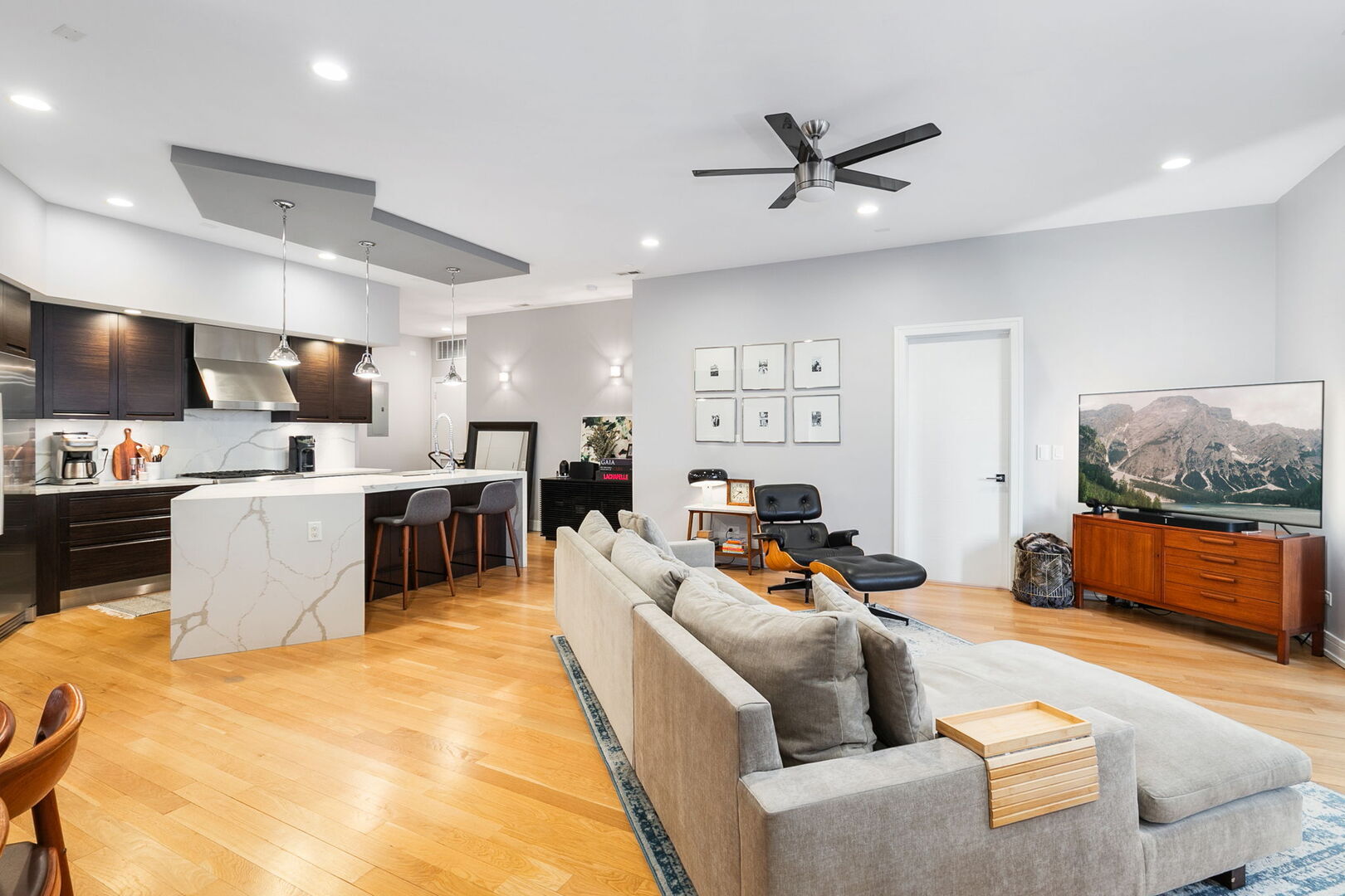 650 N Morgan Street 202