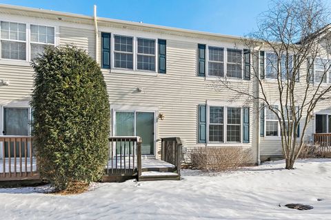 Tiny photo for 562 Gunnison Court, Gilberts, IL 60136 (MLS # 12550283)