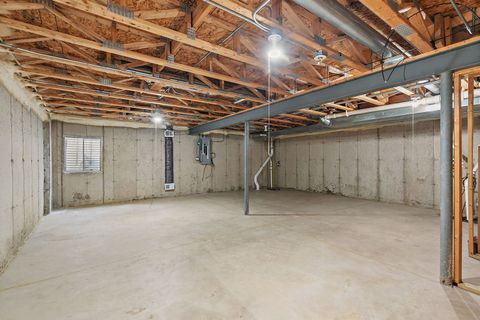 Tiny photo for 562 Gunnison Court, Gilberts, IL 60136 (MLS # 12550283)