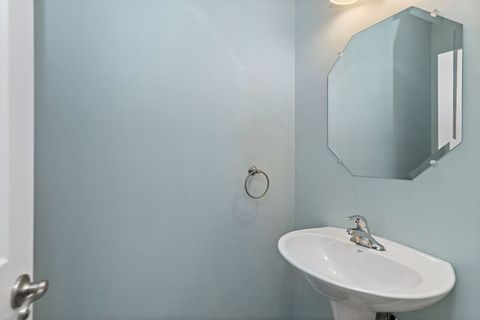 Tiny photo for 562 Gunnison Court, Gilberts, IL 60136 (MLS # 12550283)