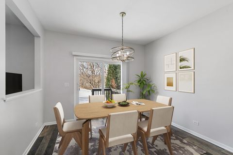 Tiny photo for 562 Gunnison Court, Gilberts, IL 60136 (MLS # 12550283)