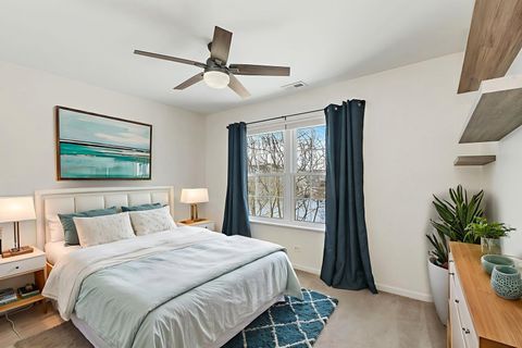 Tiny photo for 562 Gunnison Court, Gilberts, IL 60136 (MLS # 12550283)