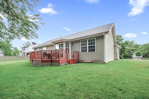 Tiny photo for 4548 Vista Drive, Island Lake, IL 60042 (MLS # 12677257)