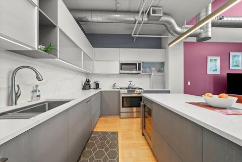 Tiny photo for 1530 S State Street #1004, Chicago, IL 60605 (MLS # 12490305)