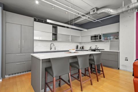 Tiny photo for 1530 S State Street #1004, Chicago, IL 60605 (MLS # 12490305)
