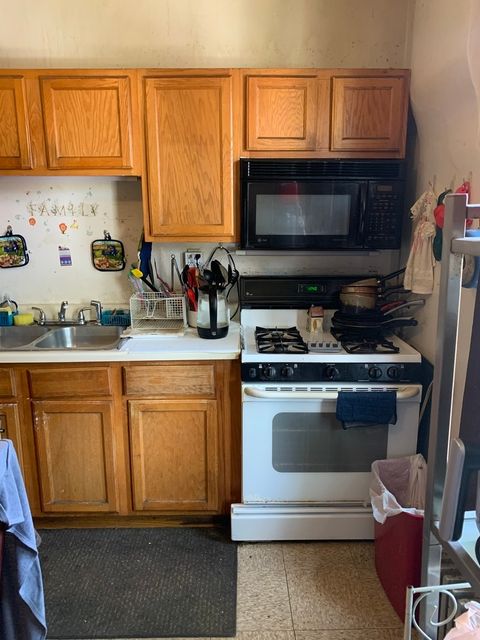 Tiny photo for 4335 W Fullerton Avenue, Chicago, IL 60639 (MLS # 12524583)