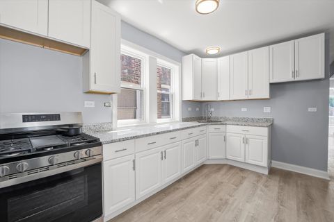 Tiny photo for 7959 S Essex Avenue, Chicago, IL 60617 (MLS # 12427822)