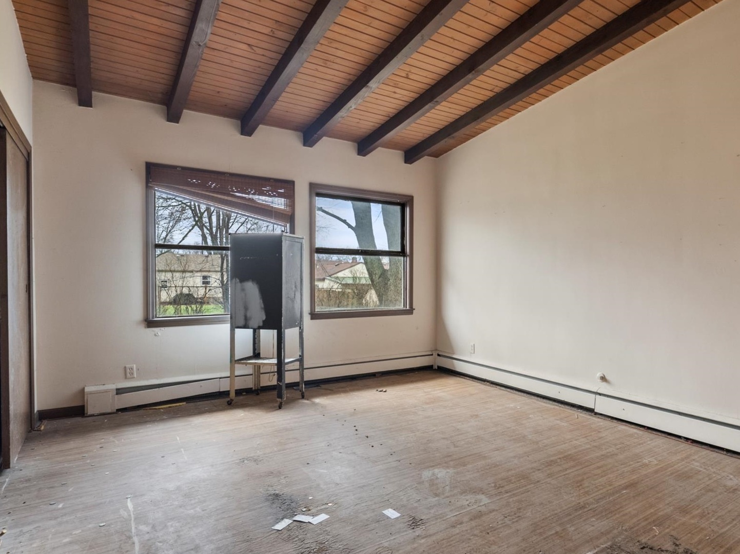 704 W McKinley Street