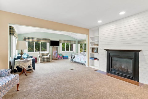 Tiny photo for 5079 Coachman Road, Bettendorf, IA 52722 (MLS # 12753689)