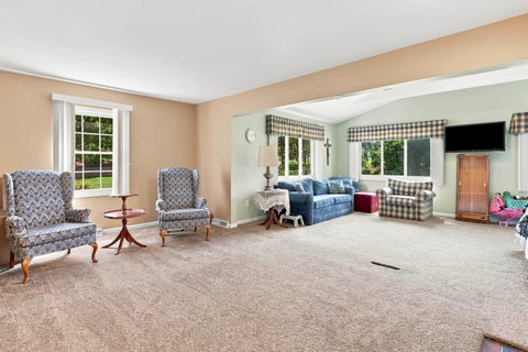 Tiny photo for 5079 Coachman Road, Bettendorf, IA 52722 (MLS # 12753689)