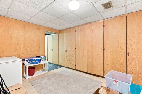 Tiny photo for 5079 Coachman Road, Bettendorf, IA 52722 (MLS # 12753689)
