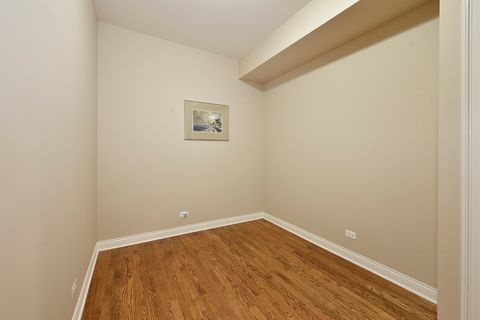 Tiny photo for 843 N Franklin Avenue, Palatine, IL 60067 (MLS # 12637610)
