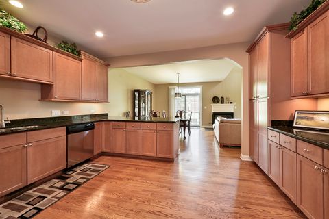 Tiny photo for 843 N Franklin Avenue, Palatine, IL 60067 (MLS # 12637610)