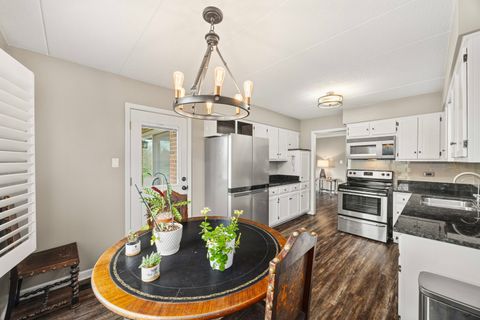 Tiny photo for 90 Golf View Lane #A, Frankfort, IL 60423 (MLS # 12615304)