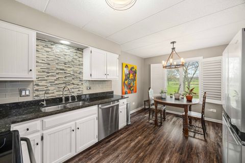 Tiny photo for 90 Golf View Lane #A, Frankfort, IL 60423 (MLS # 12615304)