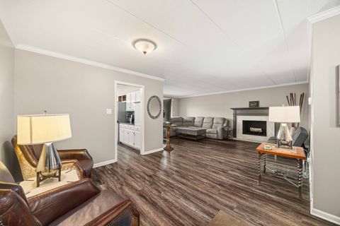 Tiny photo for 90 Golf View Lane #A, Frankfort, IL 60423 (MLS # 12615304)