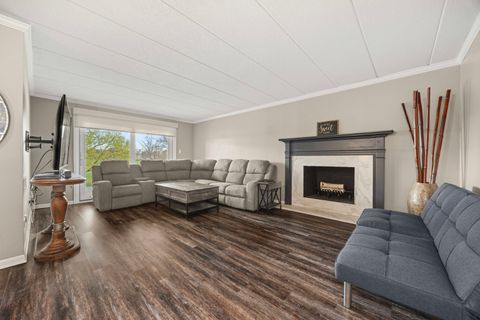 Tiny photo for 90 Golf View Lane #A, Frankfort, IL 60423 (MLS # 12615304)