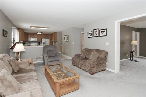 Tiny photo for 2936 Avalon Drive, Elgin, IL 60124 (MLS # 12548171)