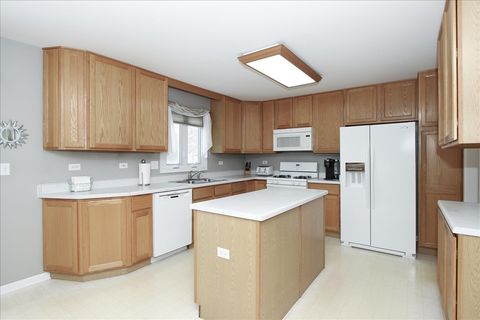 Tiny photo for 2936 Avalon Drive, Elgin, IL 60124 (MLS # 12548171)