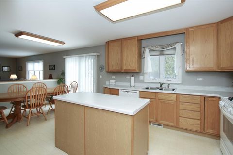 Tiny photo for 2936 Avalon Drive, Elgin, IL 60124 (MLS # 12548171)