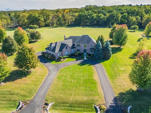 Photo of 7615 Surini Lane, Crystal Lake, IL 60012 (MLS # 12489883)