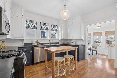 Tiny photo for 4714 Highland Avenue, Downers Grove, IL 60515 (MLS # 12602925)