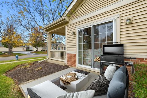 Tiny photo for 21525 Lake Saint Clair Drive, Crest Hill, IL 60403 (MLS # 12497348)