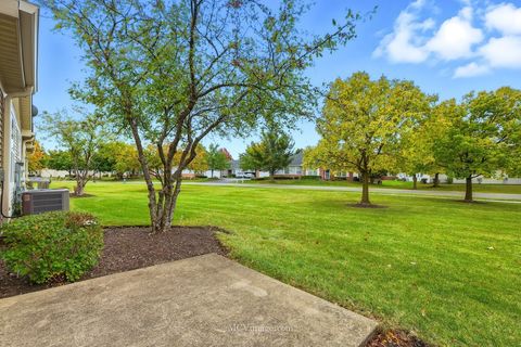 Tiny photo for 21525 Lake Saint Clair Drive, Crest Hill, IL 60403 (MLS # 12497348)
