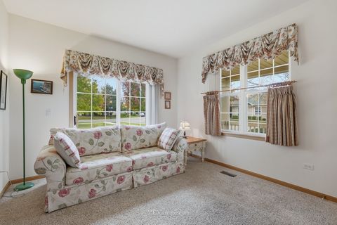 Tiny photo for 21525 Lake Saint Clair Drive, Crest Hill, IL 60403 (MLS # 12497348)