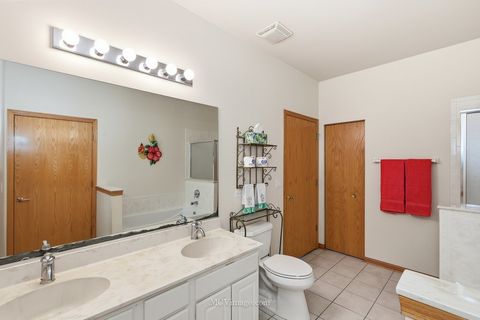 Tiny photo for 21525 Lake Saint Clair Drive, Crest Hill, IL 60403 (MLS # 12497348)