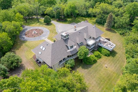 Tiny photo for 4011 Valley View Road, Crystal Lake, IL 60012 (MLS # 12444548)