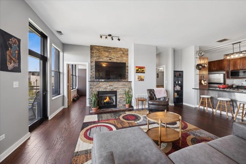 Tiny photo for 1621 S Halsted Street #402, Chicago, IL 60608 (MLS # 12790268)