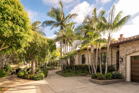 Tiny photo for 1040 Crest Drive, Encinitas, CA 92024 (MLS # 12762665)