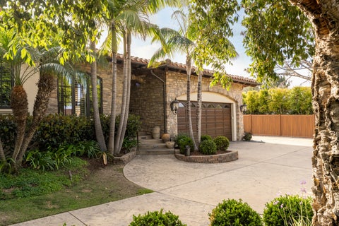 Tiny photo for 1040 Crest Drive, Encinitas, CA 92024 (MLS # 12762665)
