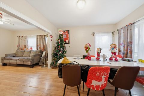 Tiny photo for 8539 S Saginaw Avenue SE, Chicago, IL 60617 (MLS # 12533563)