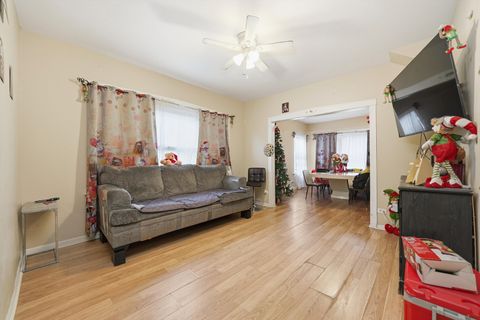Tiny photo for 8539 S Saginaw Avenue SE, Chicago, IL 60617 (MLS # 12533563)