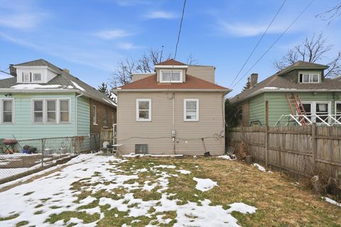 Tiny photo for 8539 S Saginaw Avenue SE, Chicago, IL 60617 (MLS # 12533563)
