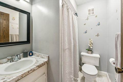 Tiny photo for 7632 W Lawrence Avenue #1B, Harwood Heights, IL 60706 (MLS # 12556863)