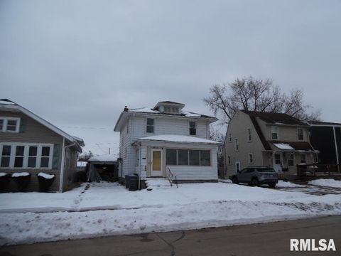 Photo of 1125 8TH Avenue S, Clinton, IA 52732 (MLS # QC4269978)