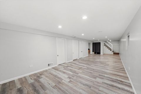 Tiny photo for 7810 Natchez Avenue, Burbank, IL 60459 (MLS # 12525772)