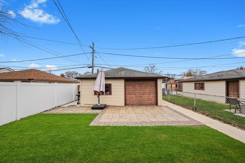 Tiny photo for 7810 Natchez Avenue, Burbank, IL 60459 (MLS # 12525772)