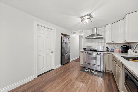 Tiny photo for 7810 Natchez Avenue, Burbank, IL 60459 (MLS # 12525772)