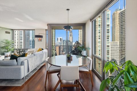 Tiny photo for 2 E Erie Street #3712, Chicago, IL 60611 (MLS # 12591989)