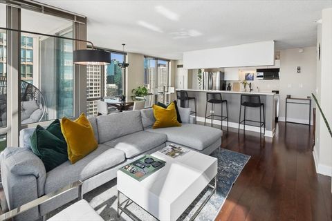 Tiny photo for 2 E Erie Street #3712, Chicago, IL 60611 (MLS # 12591989)