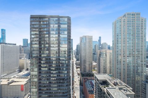 Tiny photo for 2 E Erie Street #3712, Chicago, IL 60611 (MLS # 12591989)