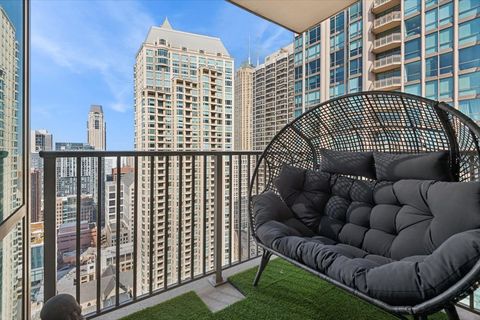 Tiny photo for 2 E Erie Street #3712, Chicago, IL 60611 (MLS # 12591989)