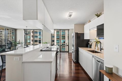 Tiny photo for 2 E Erie Street #3712, Chicago, IL 60611 (MLS # 12591989)