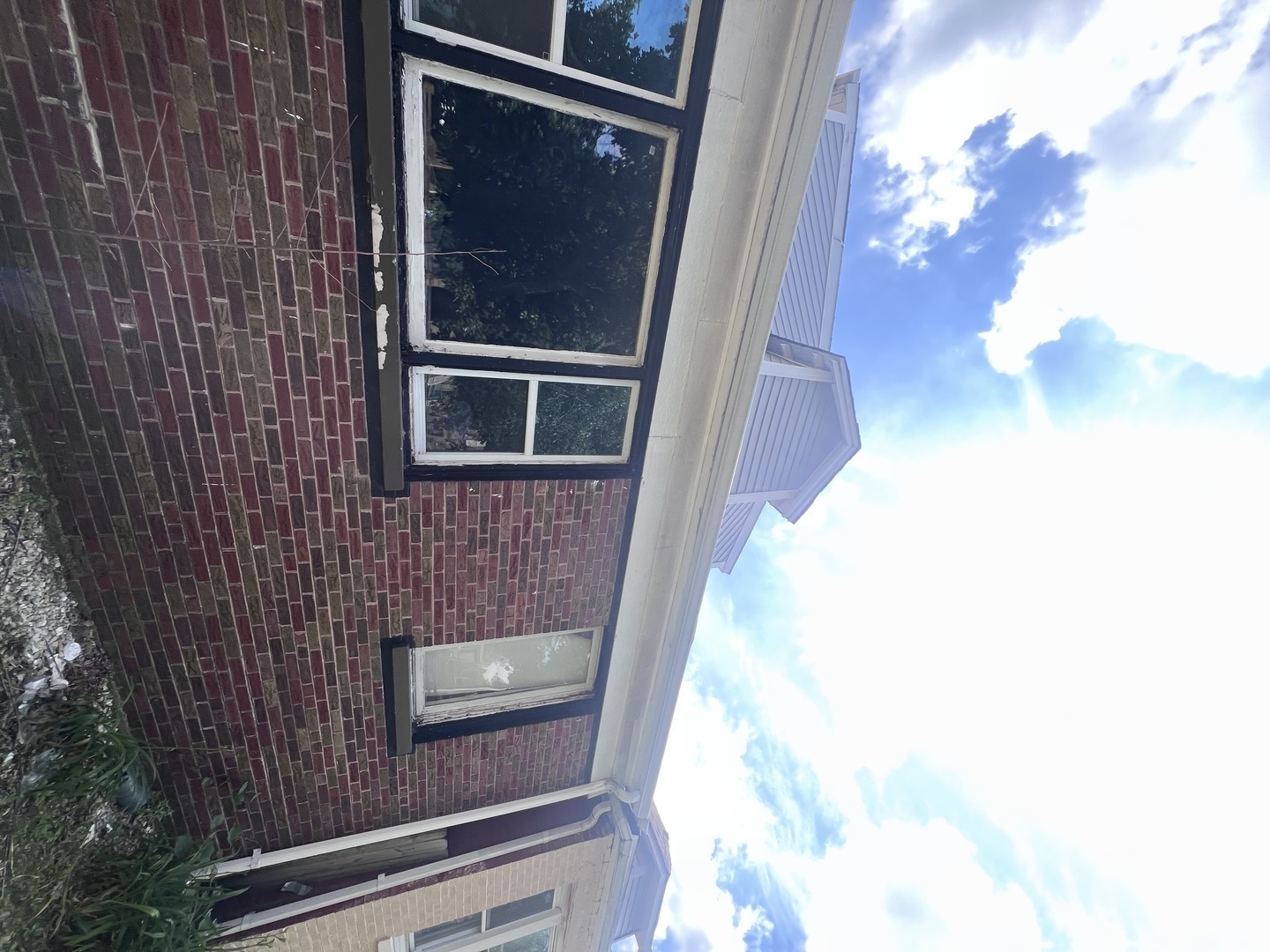1105 W 111th Place
