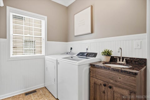 Tiny photo for 39W147 Herrington Boulevard, Geneva, IL 60134 (MLS # 12767115)